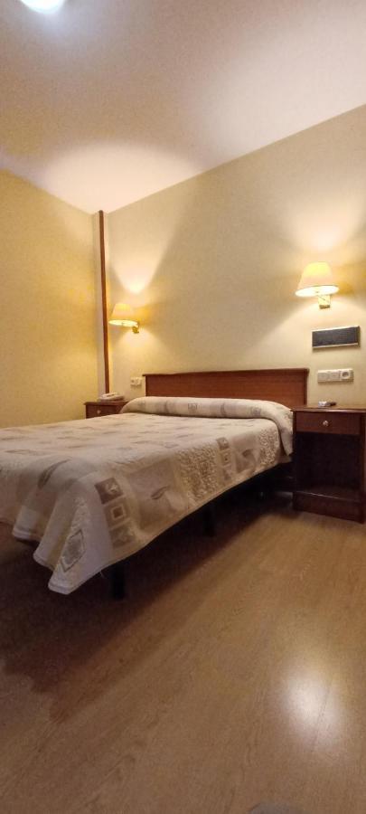 Hotel Capital De Galicia Сантьяго-де-Компостела Экстерьер фото