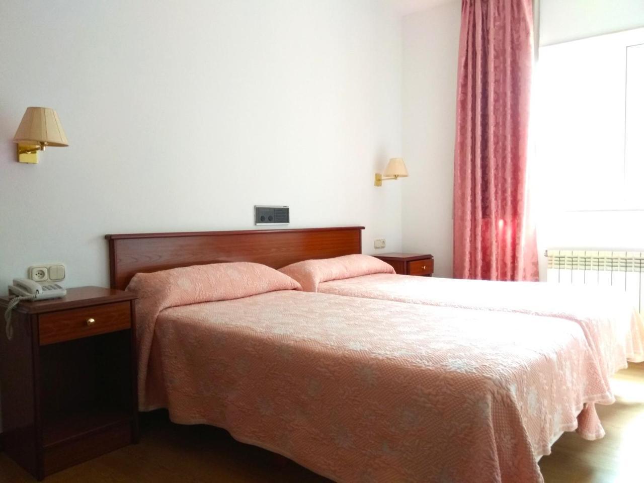 Hotel Capital De Galicia Сантьяго-де-Компостела Экстерьер фото
